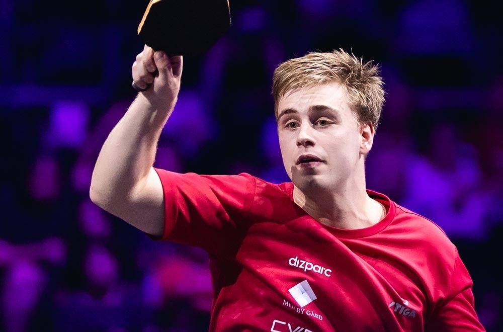 40年来首 40年来首