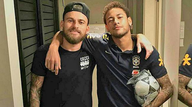 将继续在足 将继续在足