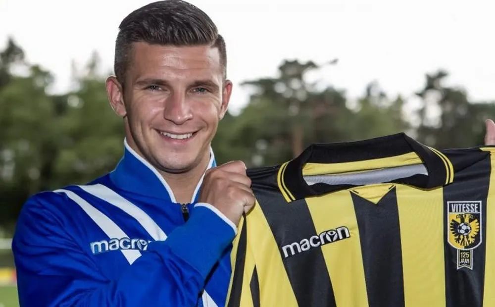 随着他们的 随着他们的