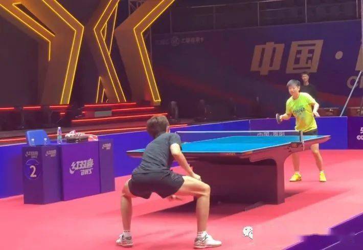 女子撑杆跳 女子撑杆跳